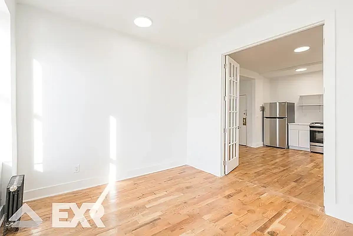 441 Wilson Avenue — Photo 4