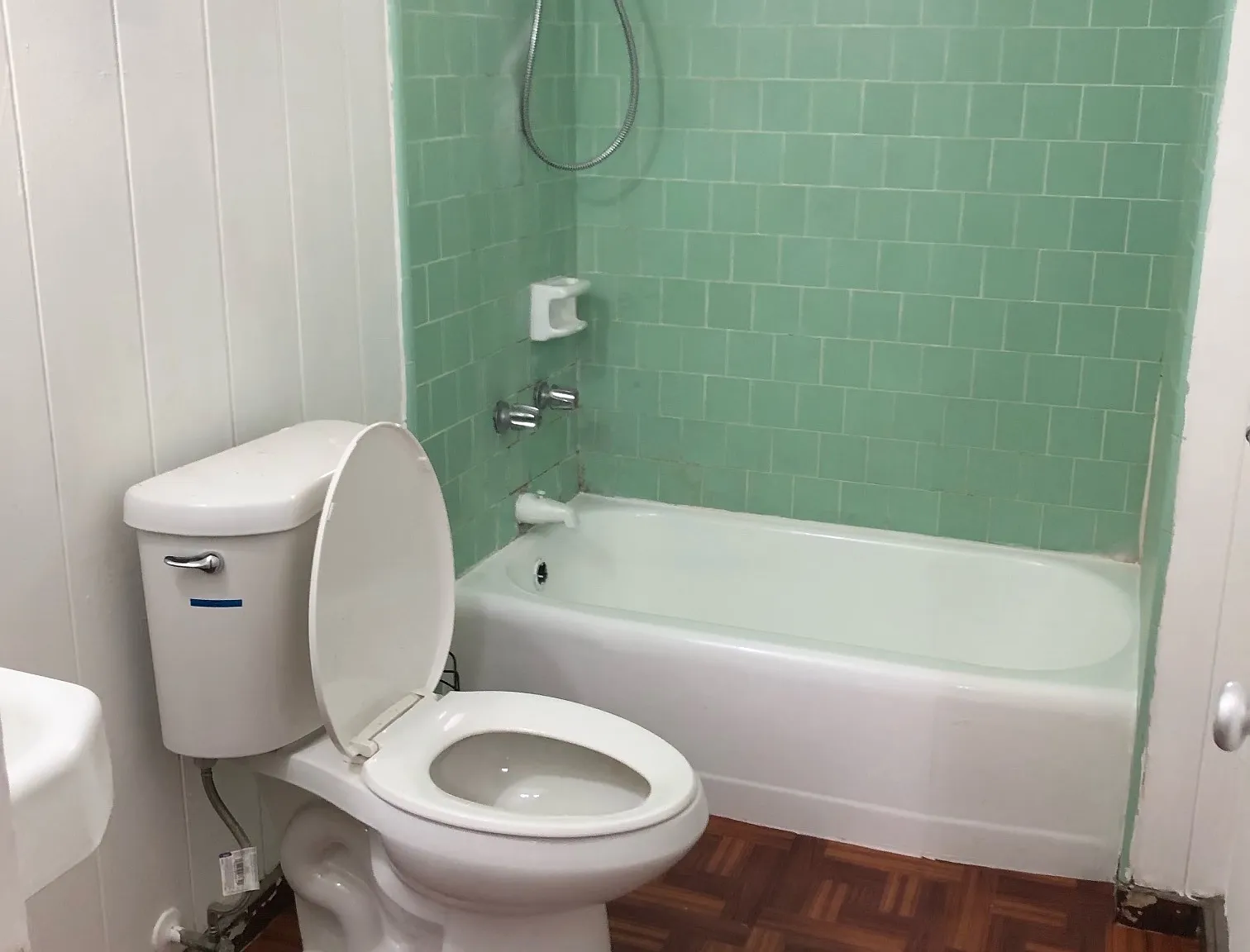 304 Olive Ave — Photo 4