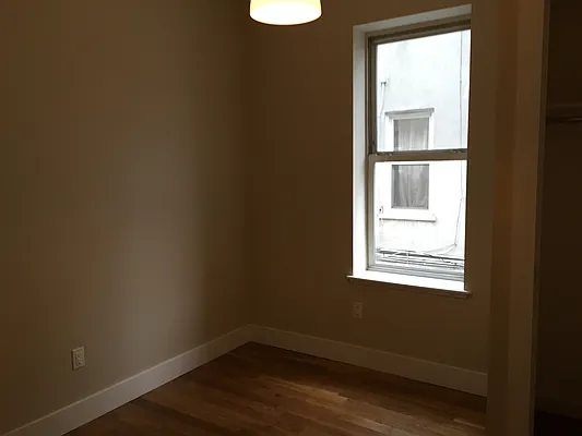 Rented by Royal Living | media 3