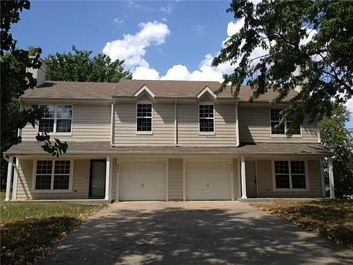 Entrance on right, single car garage, end of a cul de sac
