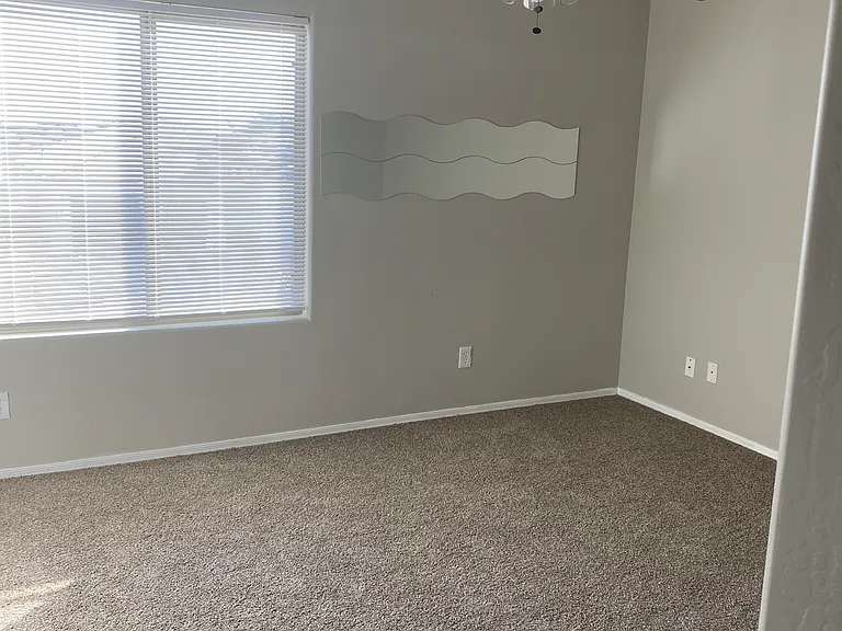 4626 W Lemon Ave — Photo 3