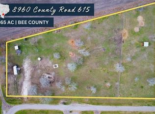 8960 County Road 615, Skidmore, TX 78389