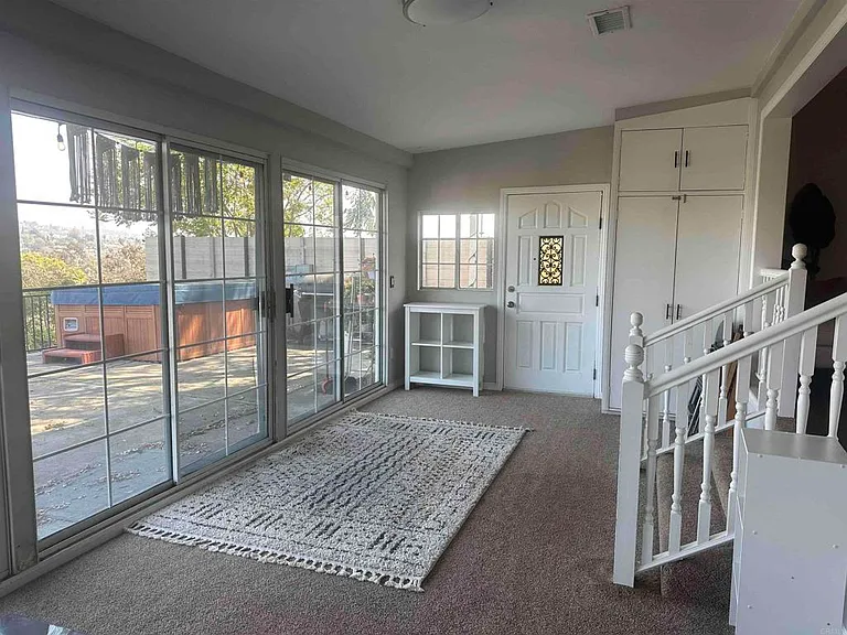 1315 Darby St — Photo 14