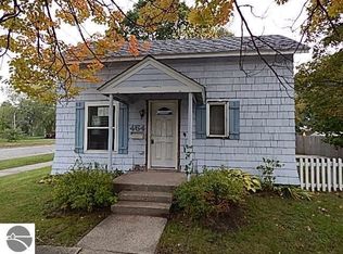 464 Selma St, Cadillac, MI 49601