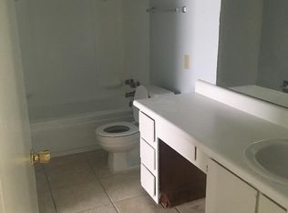 1642 Cedar Lake Dr, Baton Rouge, LA 70808