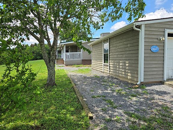 5th image of 375 Bentwood Dr