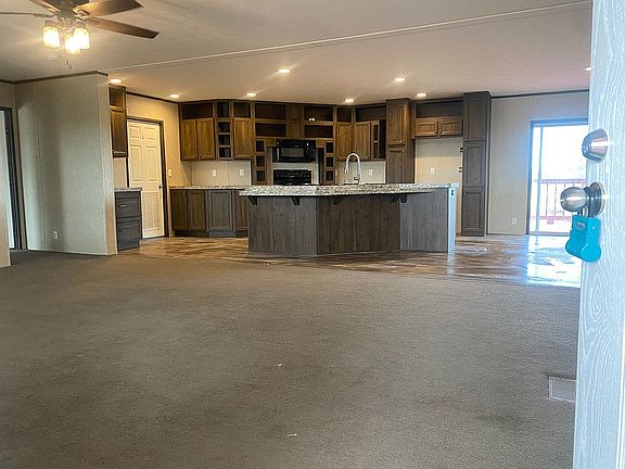 3rd image of 4611 County Road 1081