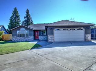 2464 Pheasant Ln, Medford, OR