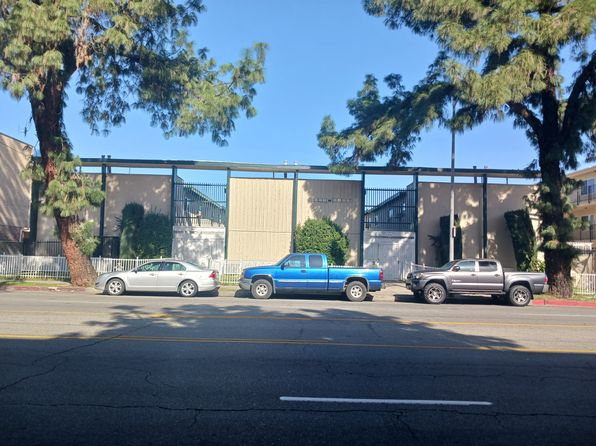 21519 Saticoy St #29