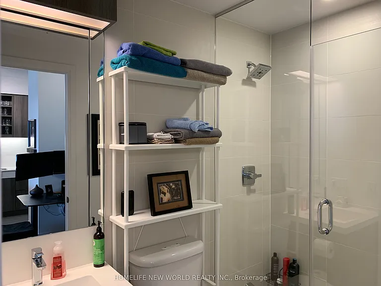 101 Erskine Ave #1004 — Photo 14