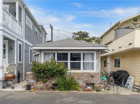 343 Eucalyptus Ave, Avalon, CA 90704