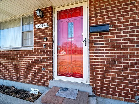 4th image of 2297 Newgate Ave
