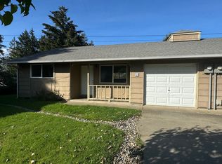 1707 SE Mason St #A & B, Shelton, WA 98584