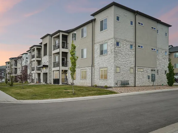 13525 S Poole Dr W #B102, Herriman, UT 84096