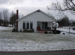 2610 Old Pittsburgh Rd, New Castle, PA 16101