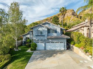 14523 Grandifloras Rd, Santa Clarita, CA 91387