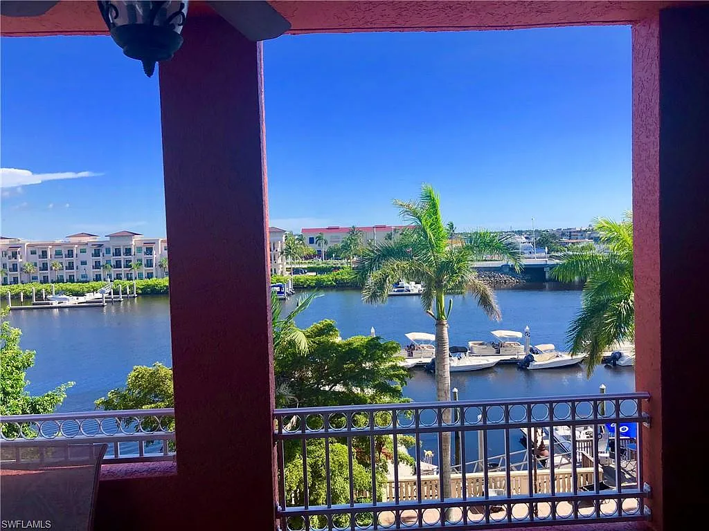 3 bed, 2.0 bath, 1869 sqft, $6,000 — Photo 3