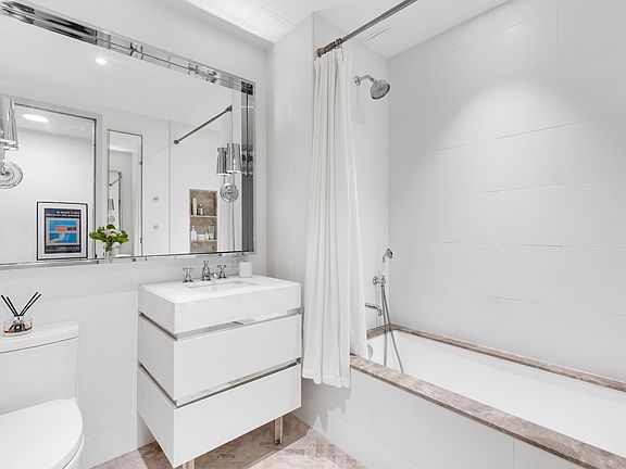 5th image of 308 N 7th St #3D