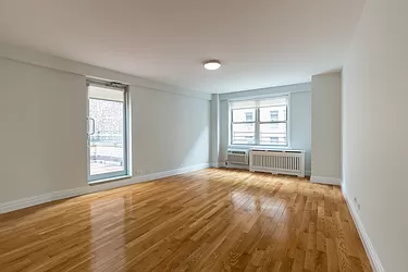 210 West 89th Street #11F in Upper West Side, Manhattan | StreetEasy