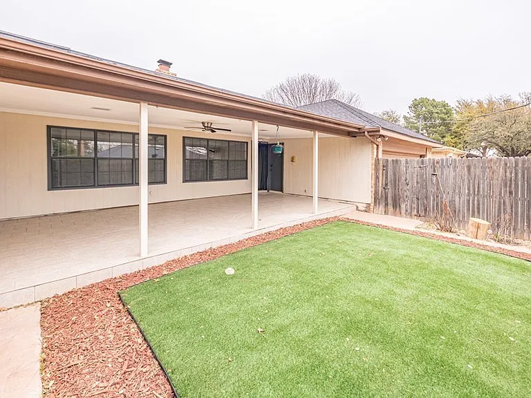 4007 Crestridge Dr — Photo 59