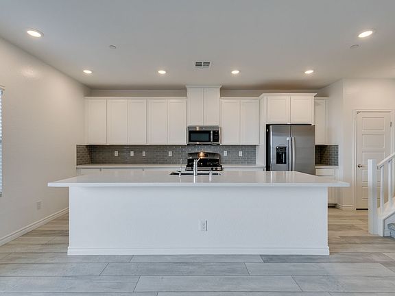 2nd image of 600 N Carriage Hill Dr #1140