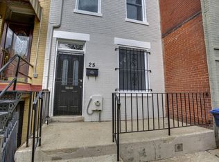 25 Hanover Pl NW, Washington, DC 20001
