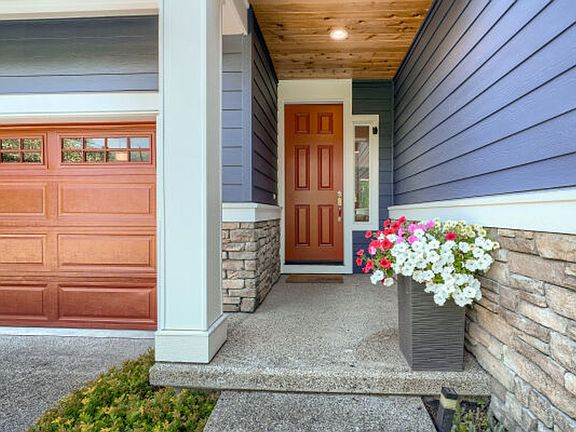2nd image of 1698 SE 12th St