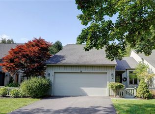 16 Hill Creek Rd, Rochester, NY 14625