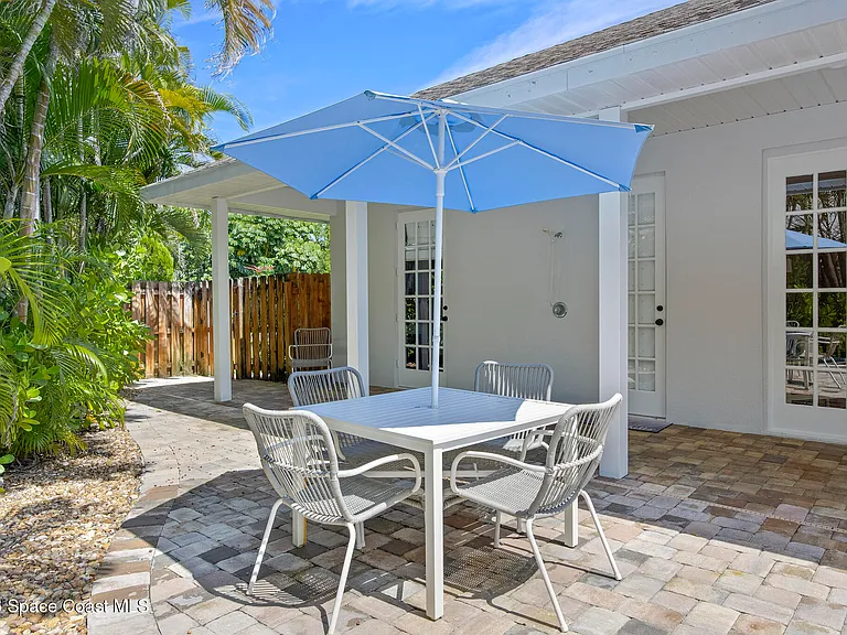6774 Angeles Rd — Photo 9