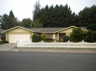 460 Bowmont Cir, Medford, OR