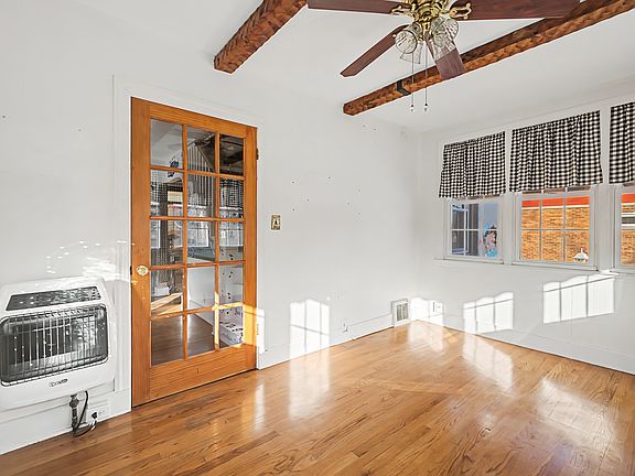 4th image of 880 Bemis Rd