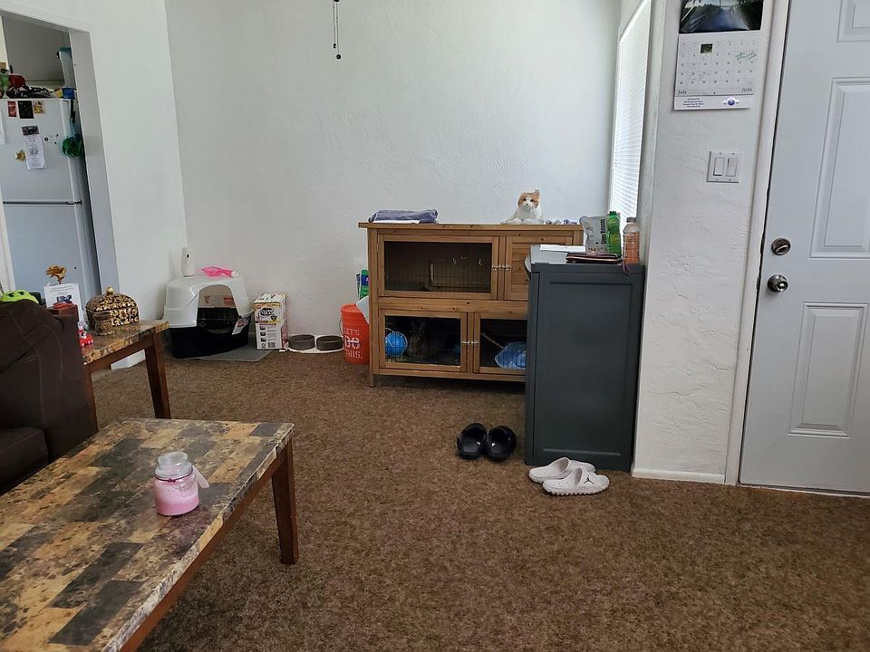 2nd image of 941 Jaccard St