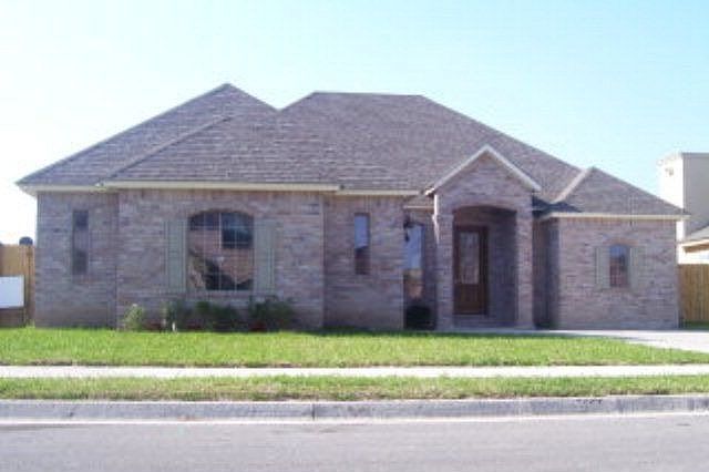 1st image of 3260 Hubert Dr