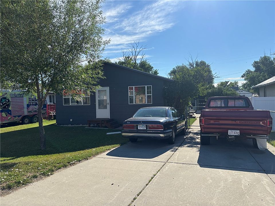 1st image of 1011 N Crawford Ave