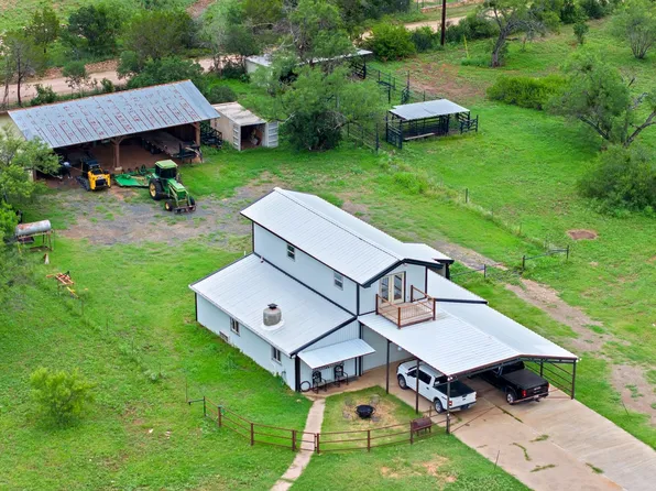 101 Starhorn Rd, Marble Falls, TX 78654