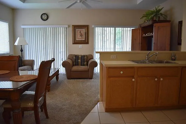 1 bed, 1.5 bath, 1312 sqft, $1,695 — Photo 1