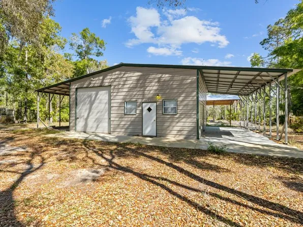 1615 N Wildwood Dr, Steinhatchee, FL 32359