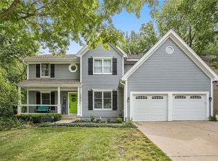 15627 Beverly St, Overland Park, KS 66223