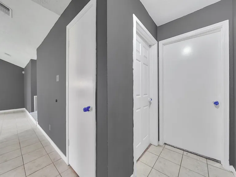 14830 Keelby Dr — Photo 5