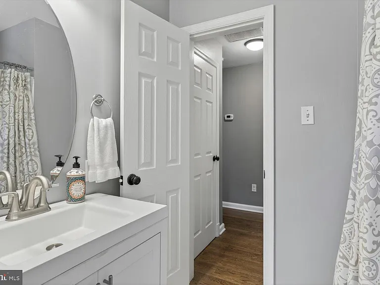 2212 Reddfield Dr — Photo 27