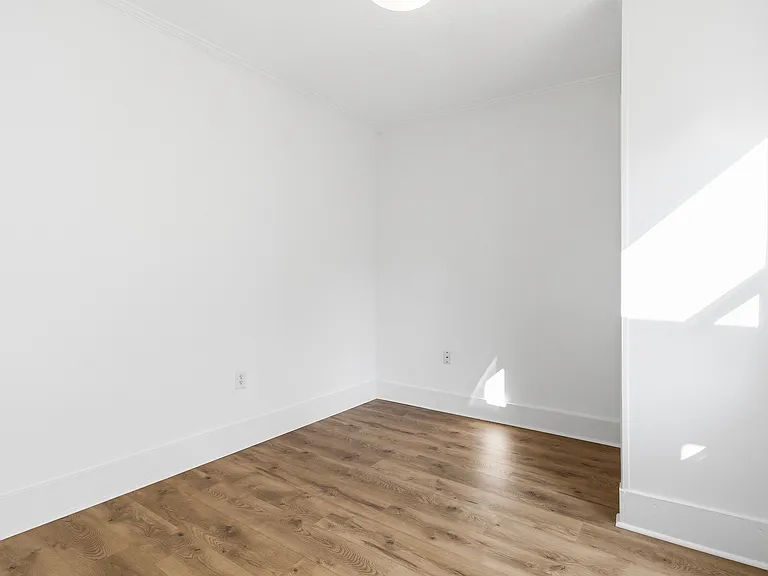 105 Marne Ave — Photo 9