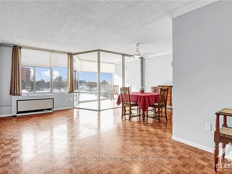 2759 Carousel Cres #307 — Photo 5