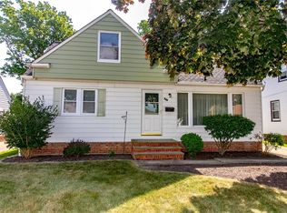 349 Clarmont Rd, Willowick, OH 44095