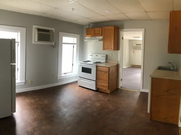 (undisclosed Address), Dover, NH 03820