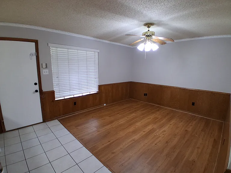 2802 S Fielder Rd #A — Photo 4