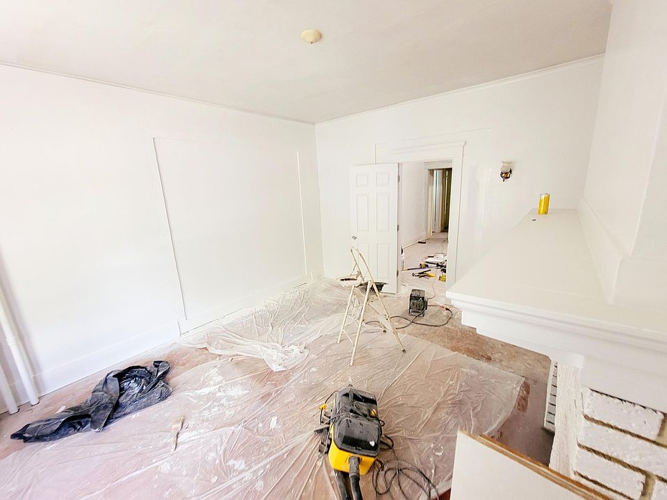 Large Bedroom 1