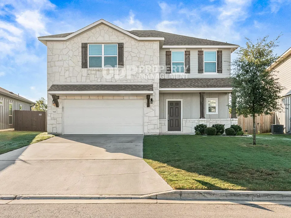 5321 Friars Loop