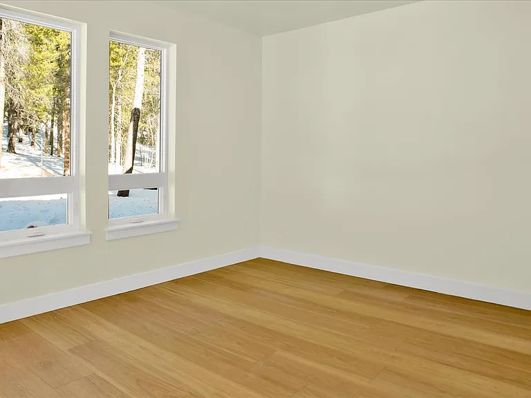 185 Conestoga Rd — Photo 28