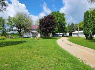 11989 Willow Ave, Cresco, IA 52136