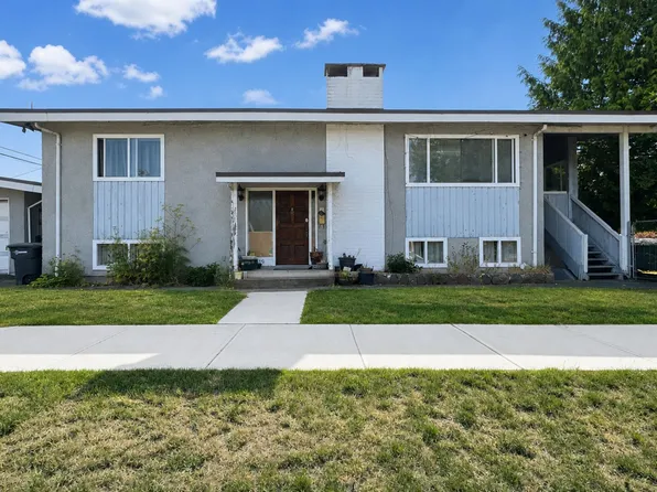 750 Beta Ave, Burnaby, BC V5C 5M5